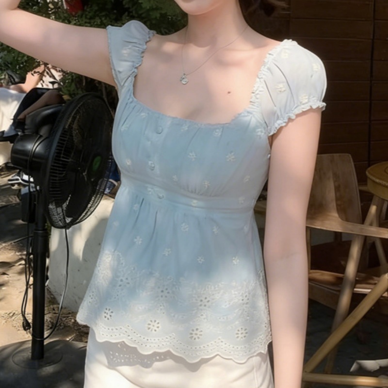 Street Fashion China Beautiful Girls - European summer new sweet lace hollow