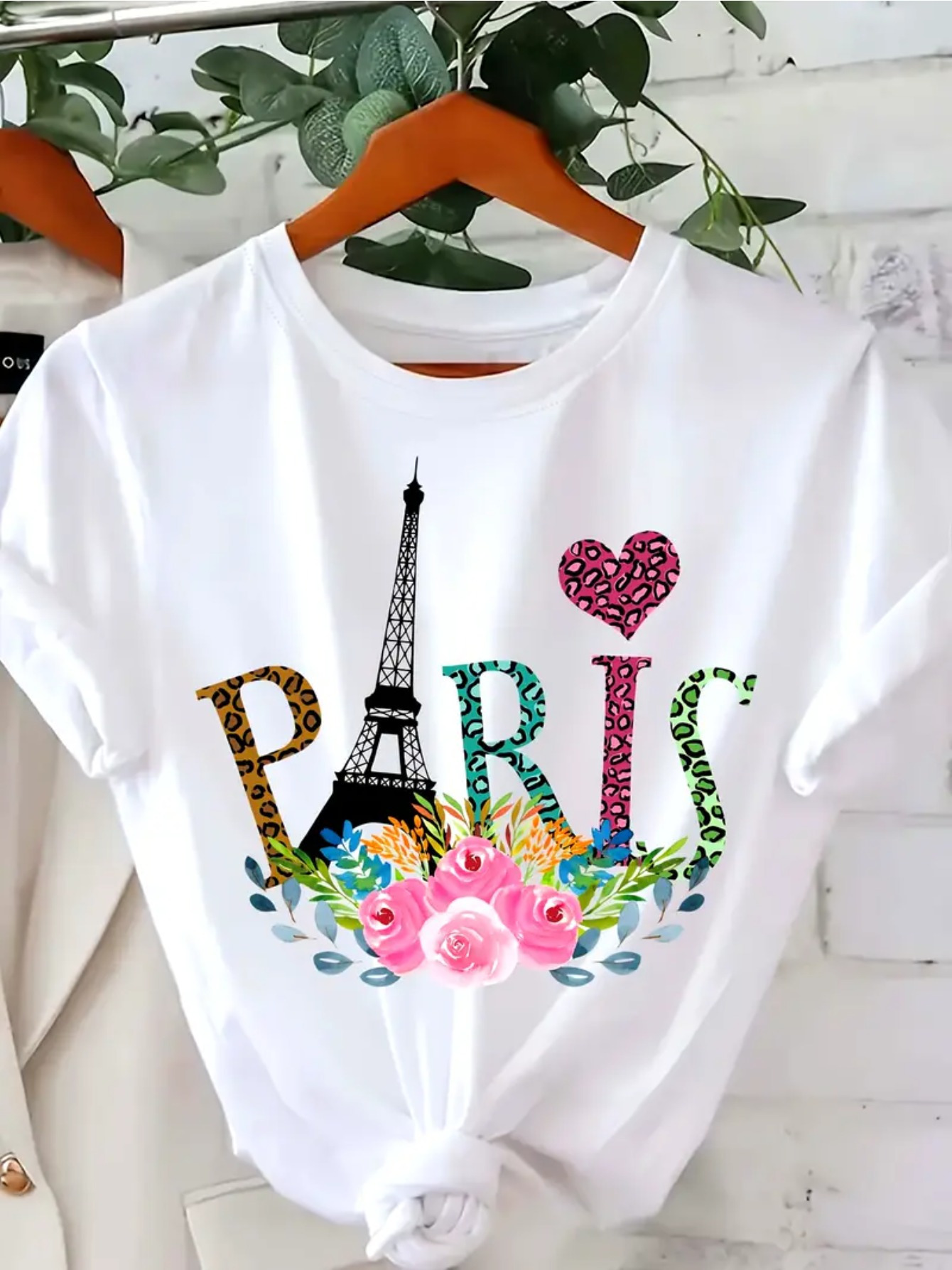 Street Fashion In Paris - Women's 