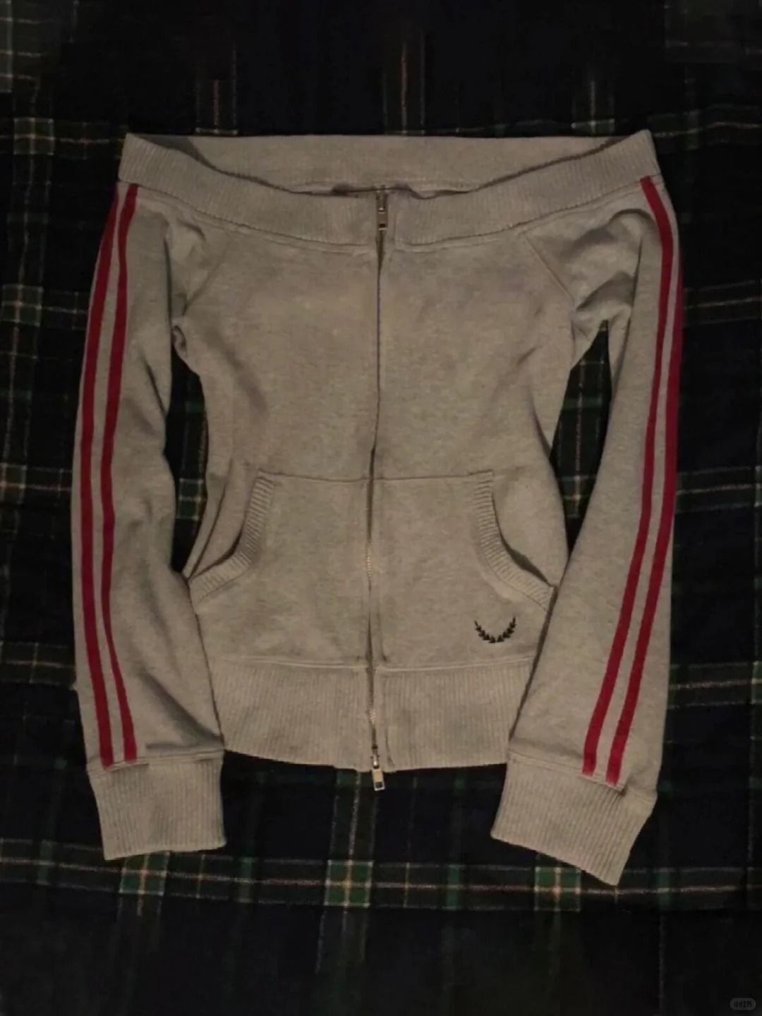 Off Shoulder Slim Fit Hottie C - Street Fashion Zip Up Hoodie บทวิจารณ์และราคา