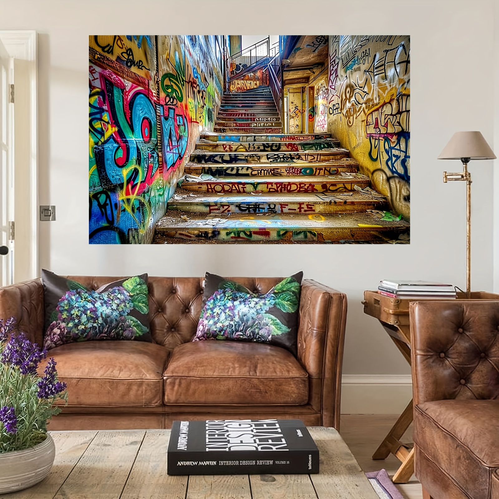 Vibrant urban street graffiti  - Street Fashion Graffiti บทวิจารณ์และราคา