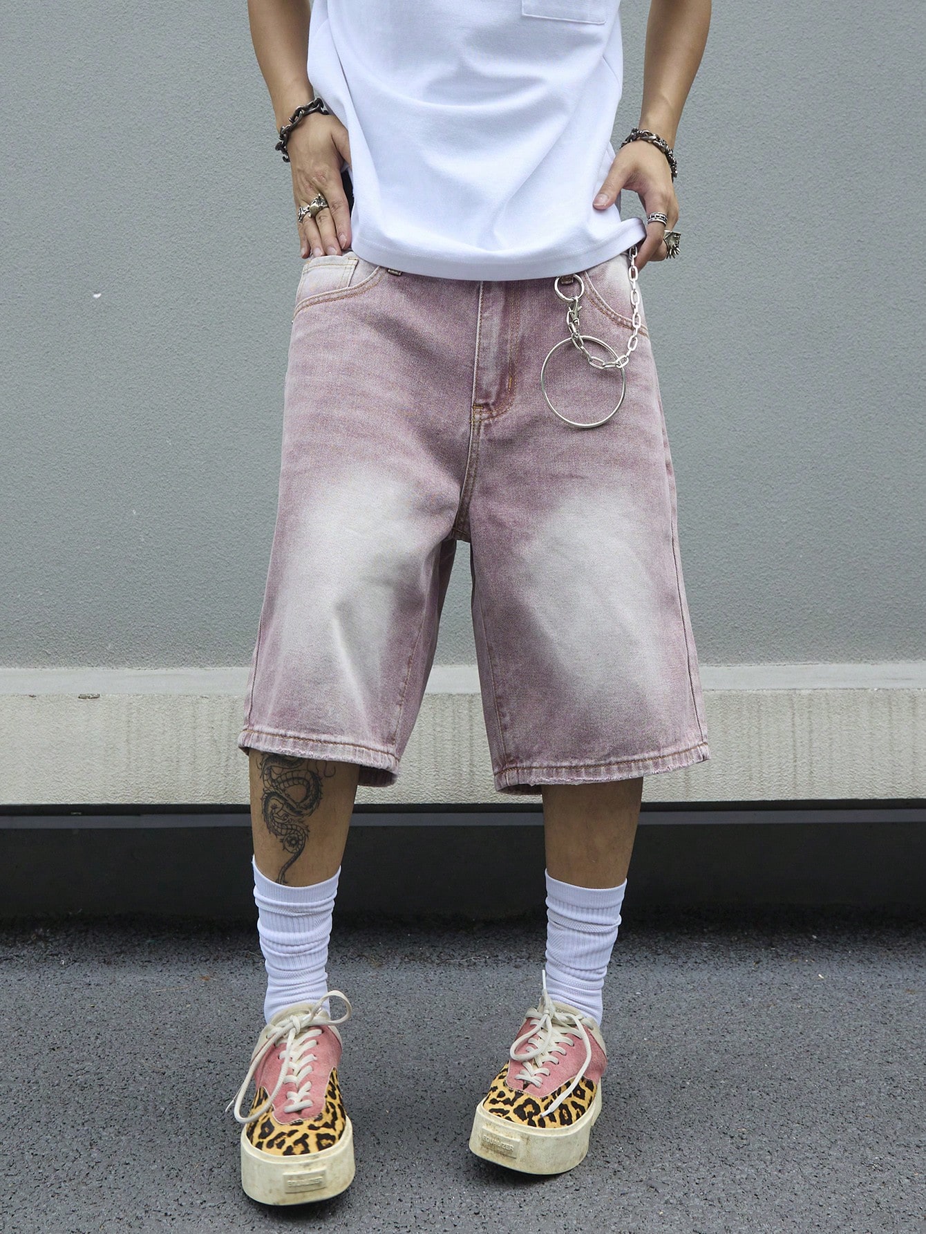 Men's Pink Gradient Denim Shor - Street Fashion Baggy บทวิจารณ์และราคา